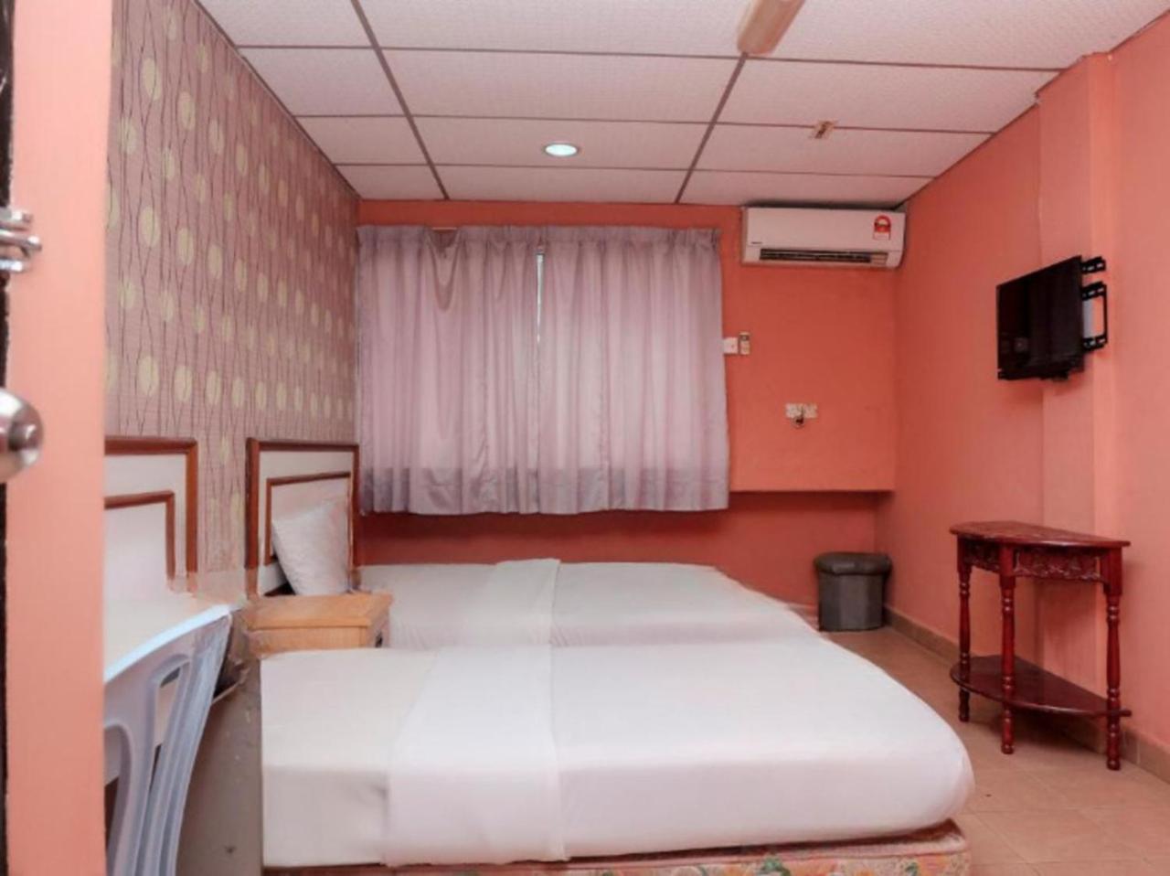 Hotel Tiara Chukai المظهر الخارجي الصورة