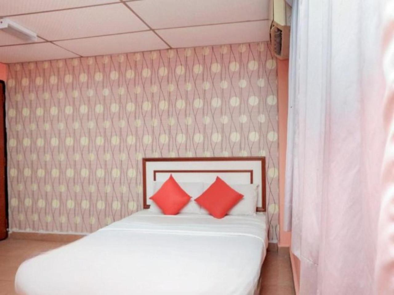 Hotel Tiara Chukai المظهر الخارجي الصورة